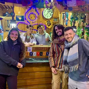 אכסניה Yog Hostel- Rooftop Yoga & Backpacker Social In Thamel, Kathamndu